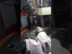 35 টন স্পিড ক্লাচ তারের উল্লম্ব ঘূর্ণন ইনজেকশন ছাঁচনির্মাণ মেশিন